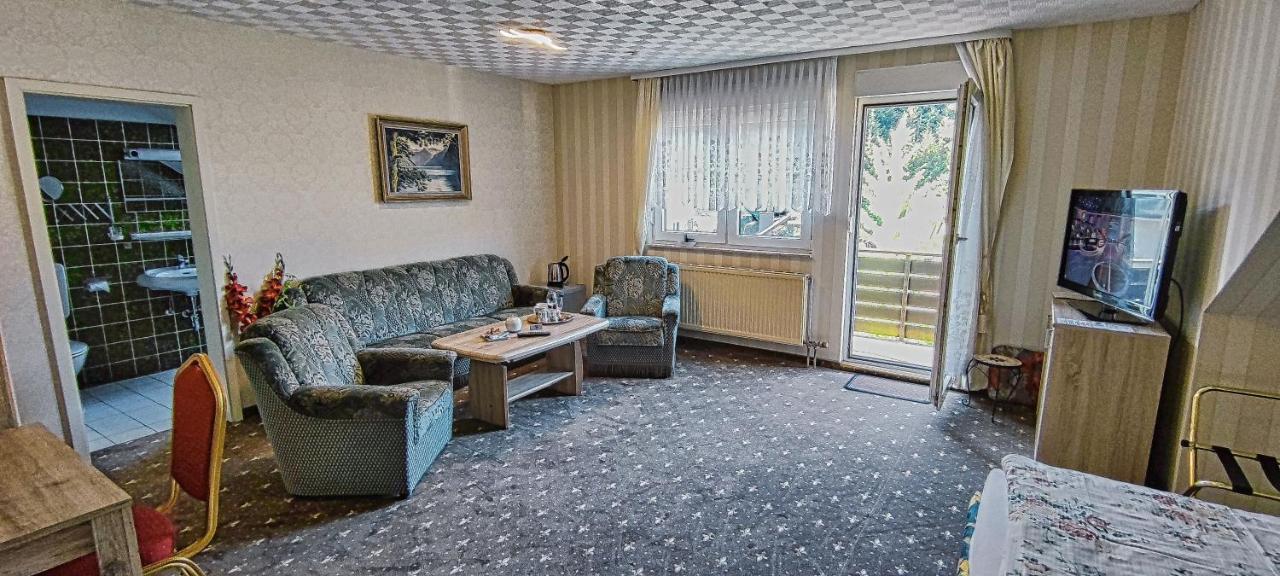 Pension Ramona - Hotel Garni 바트소덴살뮨스터 외부 사진